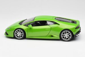 Lamborghini Huracan LP610-4 Green Bburago 1:18 18-11038 Diecast — photo 4 of 8