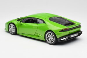 Lamborghini Huracan LP610-4 Green Bburago 1:18 18-11038 Diecast — photo 7 of 8