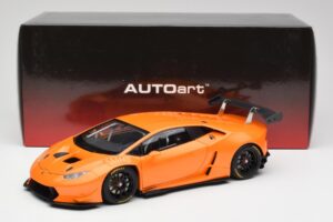 Lamborghini Huracan LP620-2 Super Trofeo Arancio Borealis Pearl Effect Orange AUTOart 1:18 81558 Diecast — photo 8 of 8
