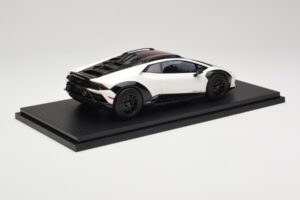 Lamborghini Huracan Sterrato No. 63 White TopSpeed 1:18 TS0610 Resin — photo 2 of 6