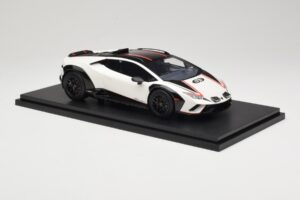 Lamborghini Huracan Sterrato No. 63 White TopSpeed 1:18 TS0610 Resin — photo 4 of 6