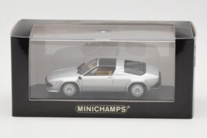 Lamborghini Jalpa Silver Minichamps 1:43 400103601 Diecast — photo 4 of 4