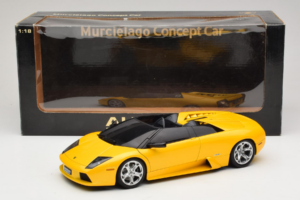 Lamborghini Murcielago Concept Metallic Yellow AUTOart 1:18 74561 Diecast — photo 8 of 8