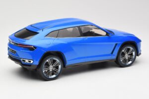 Lamborghini Urus Concept Blue Metallic MCG 1:18 MCG18020 Diecast — photo 2 of 6