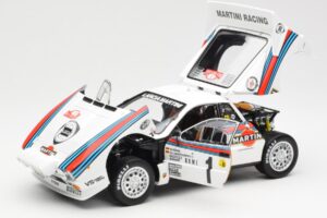Lancia 037 Martini #1 W. Rohrl / C. Geistdorfer Winner Rally Monte Carlo 1983 Night Version Kyosho 1:18 08306A Diecast — photo 2 of 8