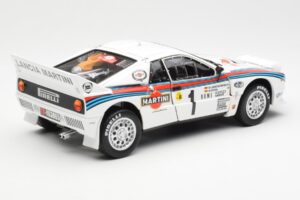 Lancia 037 Martini #1 W. Rohrl / C. Geistdorfer Winner Rally Monte Carlo 1983 Night Version Kyosho 1:18 08306A Diecast — photo 3 of 8