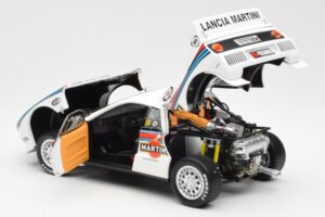 Lancia 037 Martini #1 W. Rohrl / C. Geistdorfer Winner Rally Monte Carlo 1983 Night Version Kyosho 1:18 08306A Diecast — photo 5 of 8