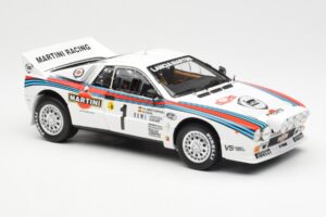 Lancia 037 Martini #1 W. Rohrl / C. Geistdorfer Winner Rally Monte Carlo 1983 Night Version Kyosho 1:18 08306A Diecast — photo 6 of 8
