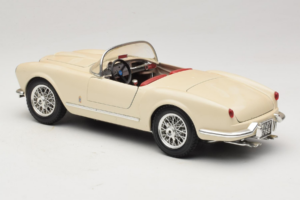 Lancia Aurelia B24 Spider Beige Bburago 1:18 3010-M2 Diecast — photo 7 of 8
