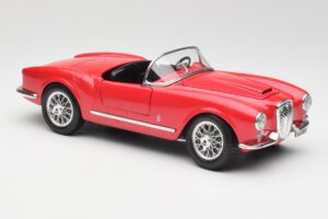 Lancia Aurelia B24 Spider Red Bburago 1:18 3010 Diecast — photo 6 of 8