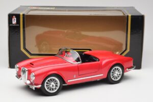 Lancia Aurelia B24 Spider Red Bburago 1:18 3010 Diecast — photo 8 of 8