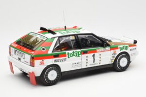 Lancia Delta HF 4WD #1 D. Cerrato Totip Rally Targa Florio 1987 Kyosho 1:18 08960C Diecast — photo 3 of 8