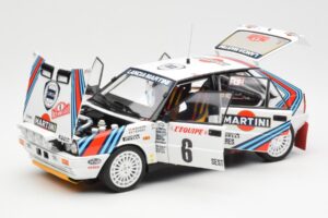 Lancia Delta HF 4WD #6 M. Biasion / T. Siviero Martini Rally Monte Carlo 1987 Kyosho 1:18 08960A Diecast — photo 2 of 8