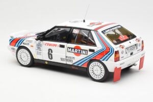 Lancia Delta HF 4WD #6 M. Biasion / T. Siviero Martini Rally Monte Carlo 1987 Kyosho 1:18 08960A Diecast — photo 7 of 8