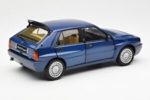 Lancia Delta HF Integrale Evo II Blue Kyosho 1:18 08341BL Diecast — photo 3 of 8