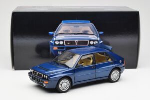 Lancia Delta HF Integrale Evo II Blue Kyosho 1:18 08341BL Diecast — photo 8 of 8