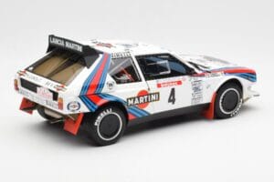 Lancia Delta S4 Martini #4 H. Toivonen / S. Cresto Rally Tour de Corse 1986 AUTOart 1:18 88620 Diecast — photo 3 of 8