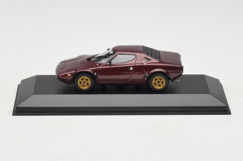 Lancia Stratos Burgundy Red Minichamps 1:43 LANCIA001 Diecast