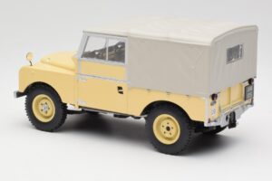 Land Rover 88 Series 1 Hard Top Light Beige MCG 1:18 MCG18368 Diecast — photo 4 of 6