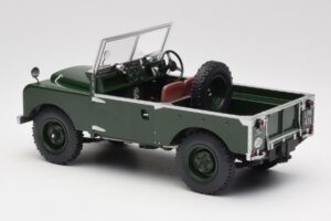 Land Rover 88 Series 1 Open Top Dark Green MCG 1:18 MCG18367 Diecast — photo 4 of 6