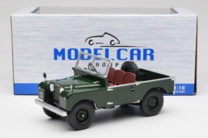 Land Rover 88 Series 1 Open Top Dark Green MCG 1:18 MCG18367 Diecast — photo 6 of 6
