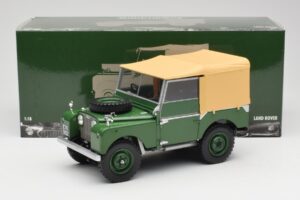 Land Rover 88 Series I Bronze Green Minichamps 1:18 150168906 Diecast — photo 8 of 8