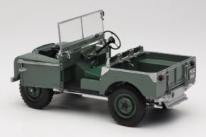 Land Rover 88 Series I Green Minichamps 1:18 150168900 Diecast — photo 5 of 8