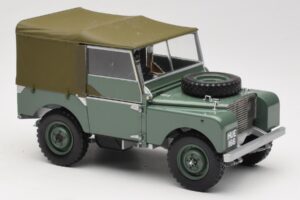 Land Rover 88 Series I Green Minichamps 1:18 150168900 Diecast — photo 6 of 8
