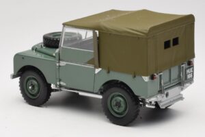 Land Rover 88 Series I Green Minichamps 1:18 150168900 Diecast — photo 7 of 8
