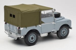 Land Rover 88 Series I Grey Minichamps 1:18 150168904 Diecast — photo 3 of 8