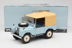 Land Rover 88 Series I RAF Blue Minichamps 1:18 150168908 Diecast — photo 8 of 8