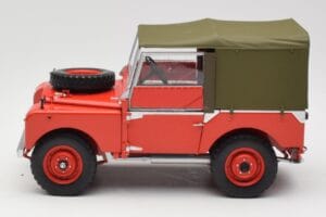 Land Rover 88 Series I Red Minichamps 1:18 150168910 Diecast — photo 4 of 8