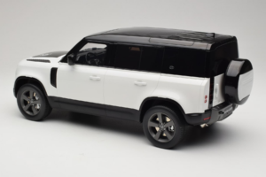 Land Rover Defender 110 L663 GT Spirit 1:12 GT554 Resin — photo 5 of 6
