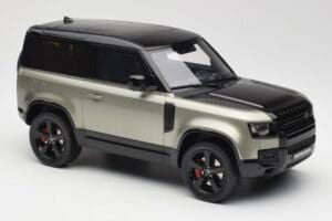 Land Rover Defender 90 HSE P400 L663 Pangea Green Metallic GT Spirit 1:18 GT517 Resin — photo 4 of 6