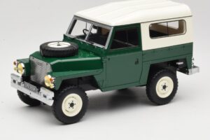 Land Rover Lightweight Series III Hard Top Dark Green BoS Models 1:18 BOS355 Resin