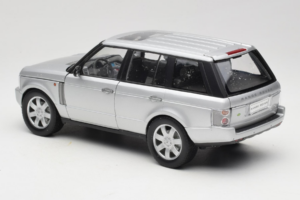 Land Rover Range Rover L322 Silver Welly 1:18 12536W Diecast — photo 7 of 8
