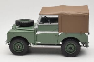 Land Rover Series 1 88 Green Minichamps 1:18 150168912 Diecast — photo 4 of 8