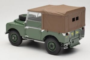 Land Rover Series 1 88 Green Minichamps 1:18 150168912 Diecast — photo 7 of 8