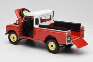 Land Rover Series I 109 Pickup Red Eagle Collectibles 1:18 440500 Diecast — photo 5 of 8