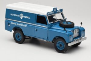 Land Rover Series III 109 Soft Top Motorway Patrol Blue Eagles Race 1:18 4403 Diecast — photo 6 of 8