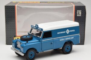 Land Rover Series III 109 Soft Top Motorway Patrol Blue Eagles Race 1:18 4403 Diecast — photo 8 of 8