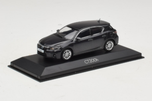 Lexus CT200h Grey Metallic Minichamps 1:43 LEXUS001 Diecast — photo 2 of 5