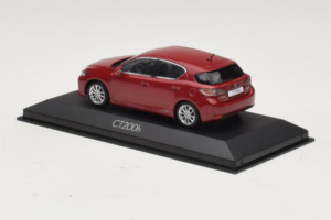 Lexus CT200h Red Minichamps 1:43 LEXUS002 Diecast — photo 3 of 4