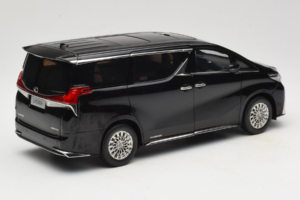 Lexus LM300h Black Kyosho 1:18 08963BK Diecast — photo 3 of 8