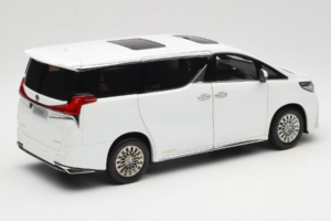 Lexus LM300h White Pearl Kyosho 1:18 08963WP Diecast — photo 3 of 8