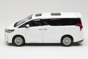 Lexus LM300h White Pearl Kyosho 1:18 08963WP Diecast — photo 4 of 8