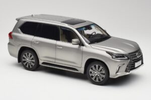 Lexus LX570 Sonic Titanium Kyosho 1:18 08955T Diecast — photo 6 of 8