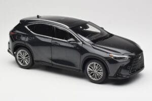 Lexus NX450h+ AZ20 Black Kyosho 1:18 08968GBK Resin — photo 6 of 8