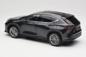 Lexus NX450h+ AZ20 Black Kyosho 1:18 08968GBK Resin — photo 7 of 8