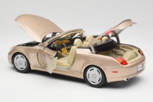Lexus SC430 Beige Maisto 1:18 31629 Diecast — photo 5 of 8